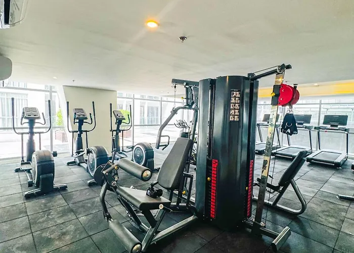 Spacious 2br Family With View Near Airport, Of Dreams, Solaire, Parqal, Ayala Malls, And Moa 4* Manila